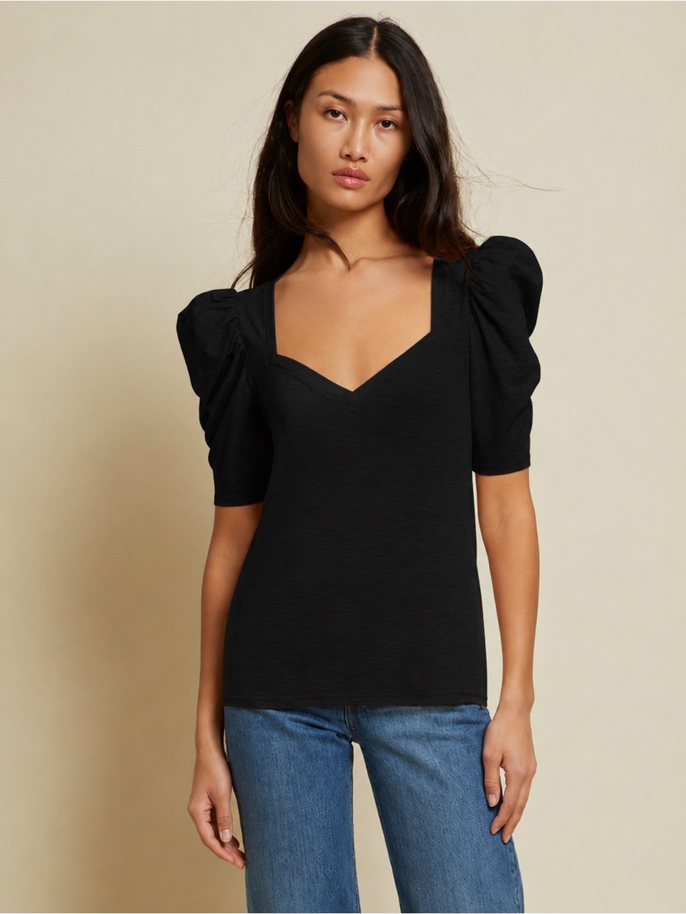 Nation LTD Carolina Sweetheart Party Tee in Black V-Neck Puff Sleeve Top medium